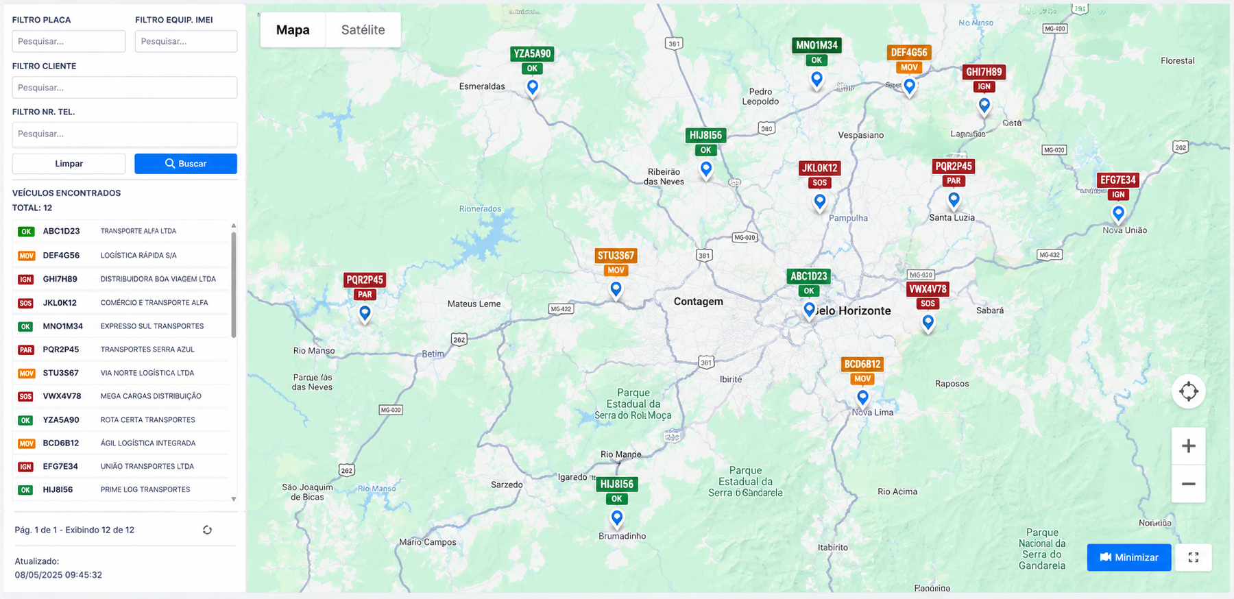 Tela do Gestor Web com mapa de veículos, marcadores de placa e painel de filtros